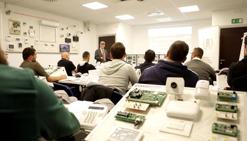 g-combivox-academy-4